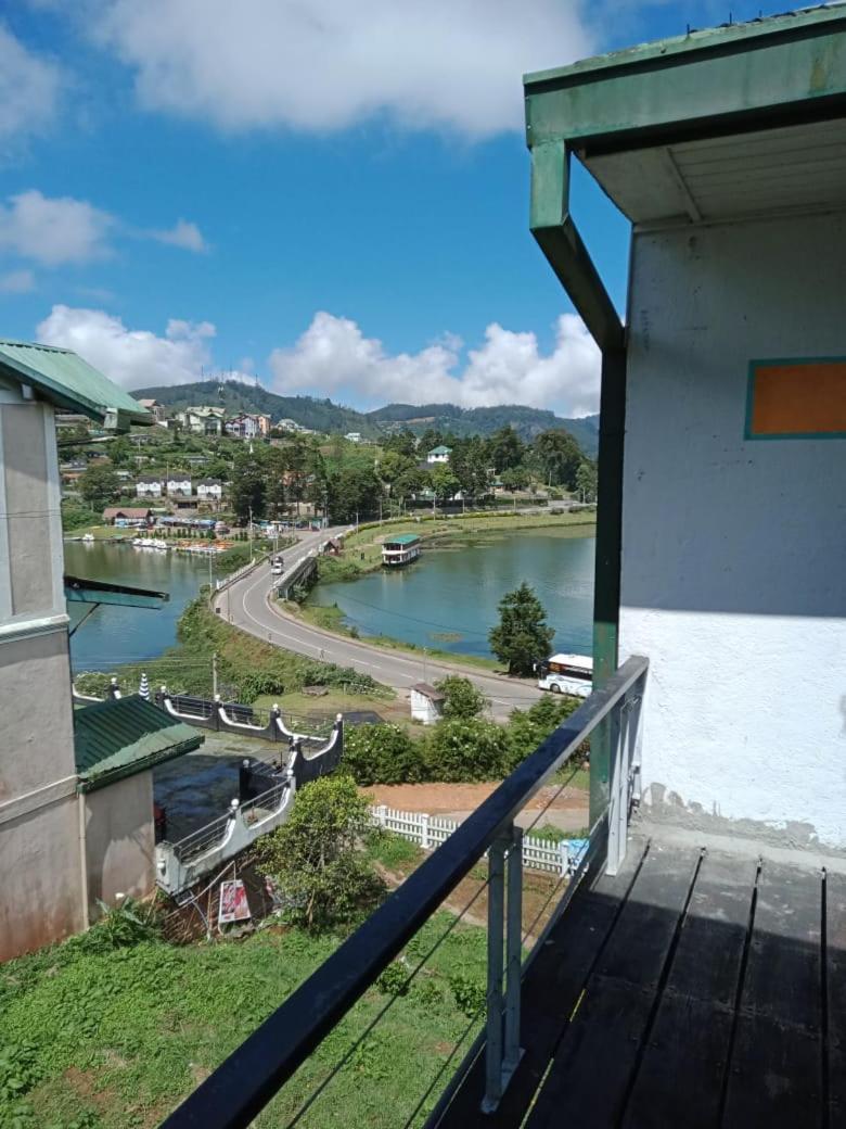 Nuwaraeliya H2O Lakeside Nuwara Eliya Exteriör bild