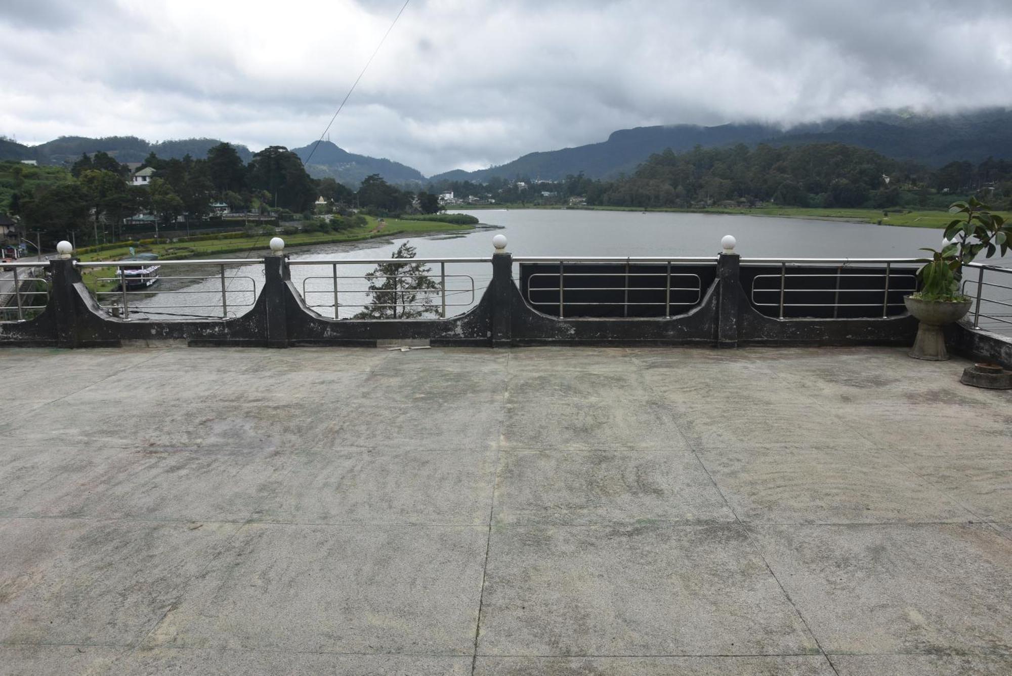 Nuwaraeliya H2O Lakeside Nuwara Eliya Exteriör bild